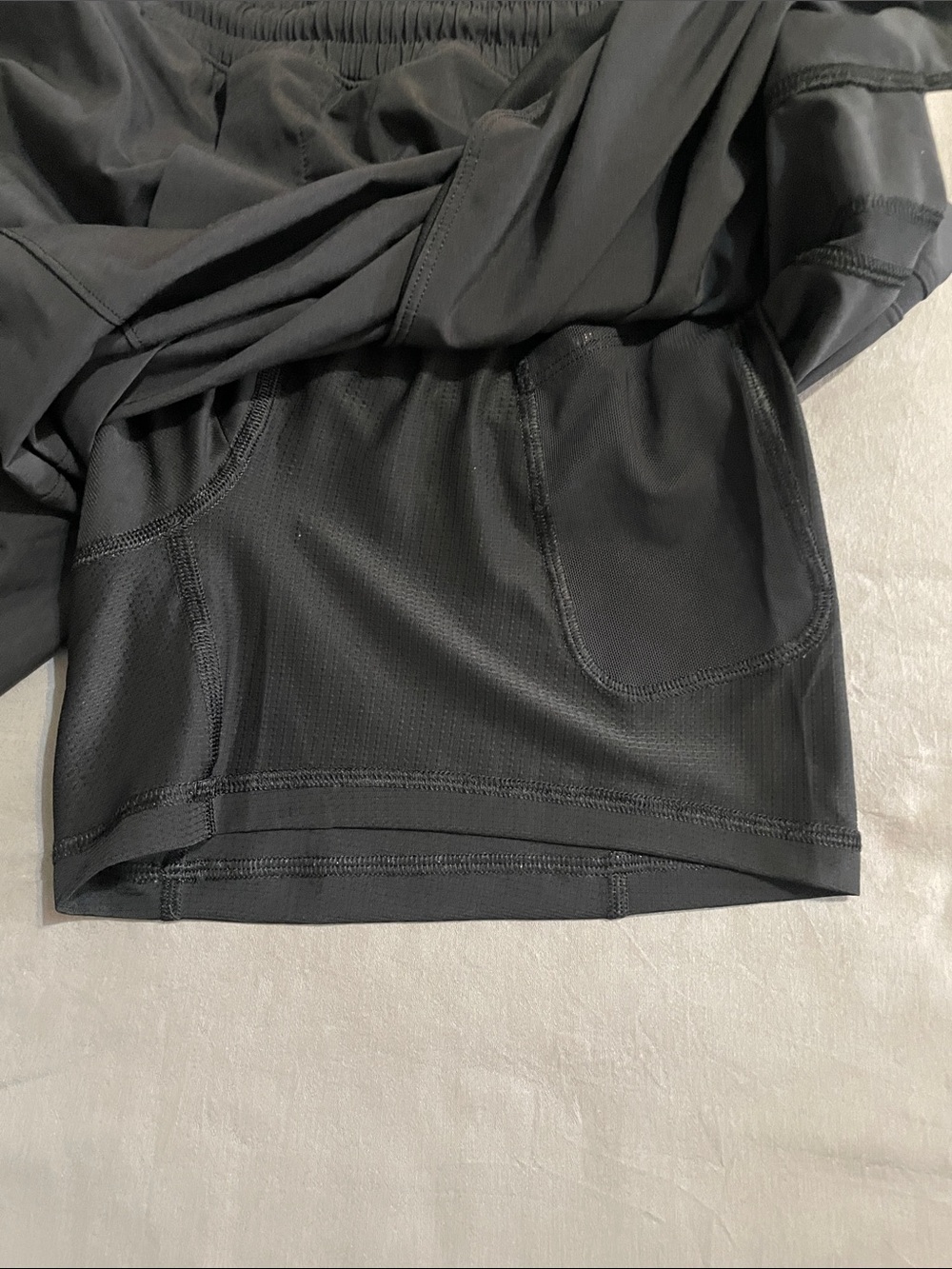 Men's Lululemon Pace Breaker Lined Shorts - Picture 5 of 6